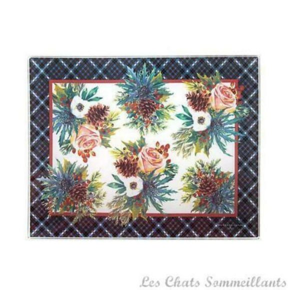 COPY - MACKENZIE-CHILDS, HIGHBANKS WINTER / HOLIDAY SMALL TEMPERED GLASS CUTTIN… - Picture 3 of 3